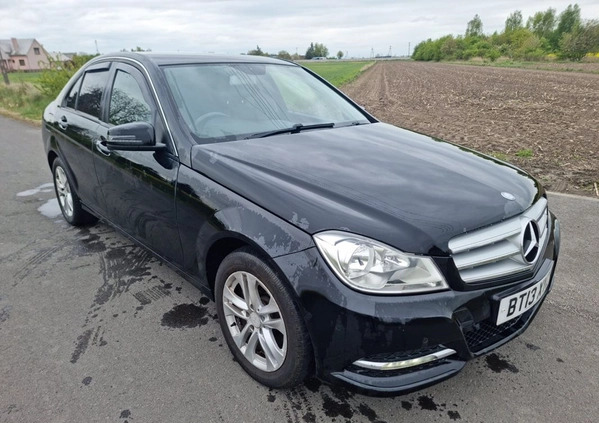 Mercedes-Benz Klasa C cena 15900 przebieg: 143100, rok produkcji 2013 z Przedecz małe 121